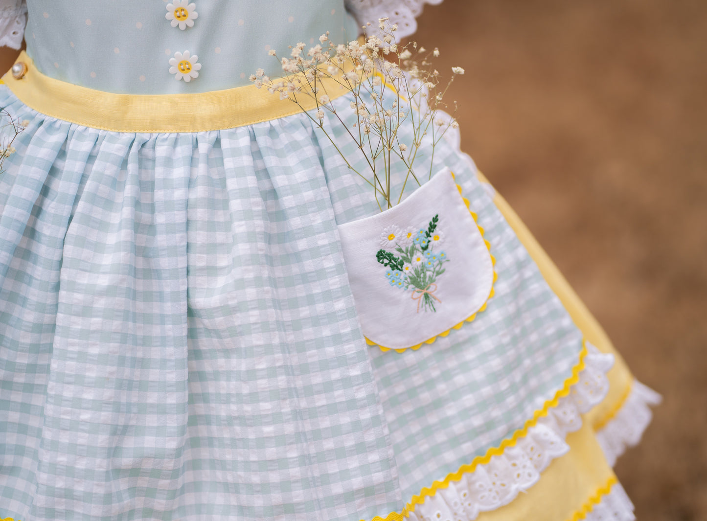 Apron with Flower Embroidery *PRE-ORDER